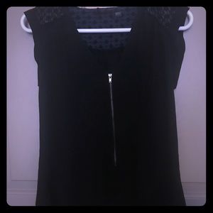 DEX Black sleevless top